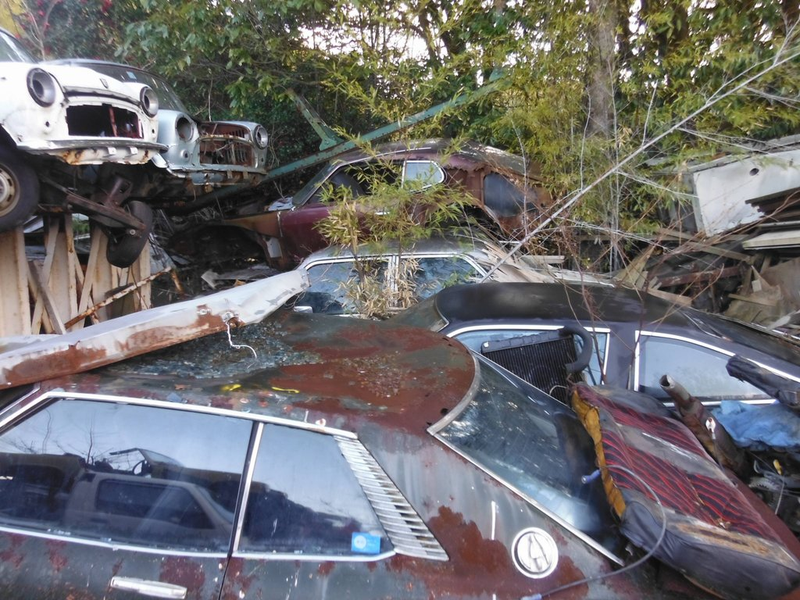 Illustration for article titled It is not over yet: Abandoned cars part 4
